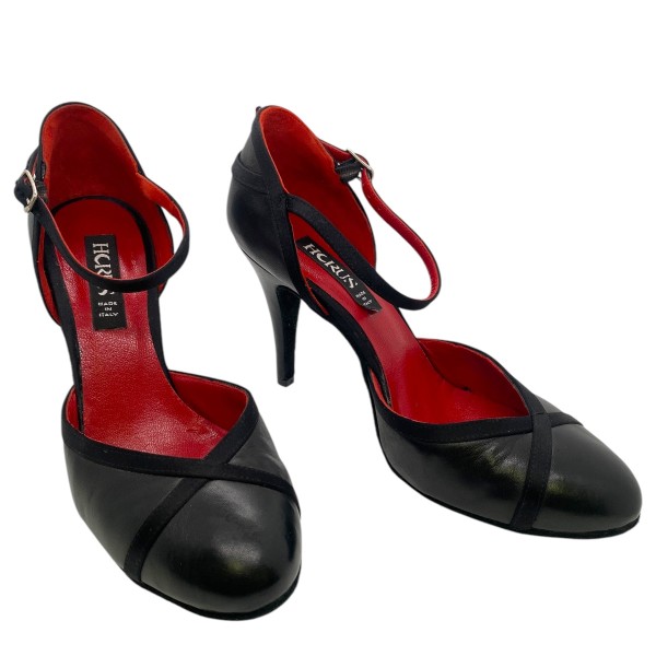 Geschlossener Tangoschuh 804