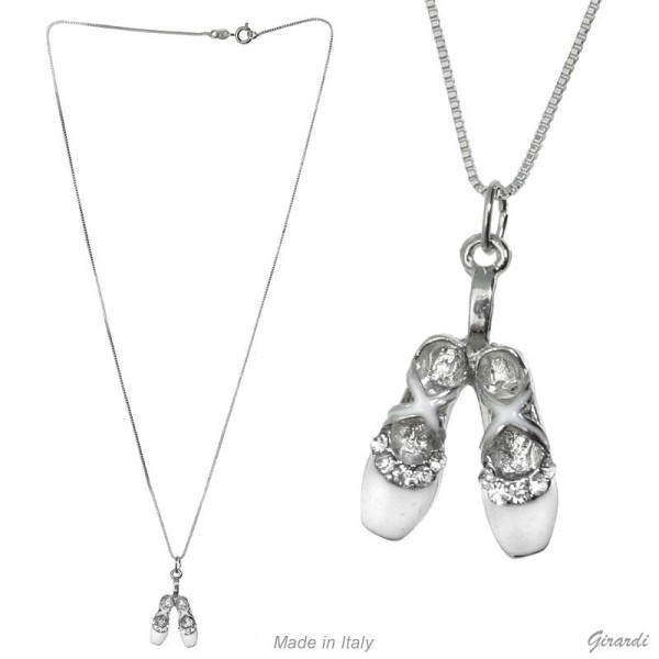 Halskette mit Spitzenschuh Anhänger